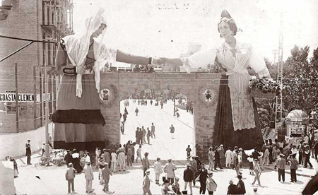 Falla en la plaza de Emilio Castelar, 1909