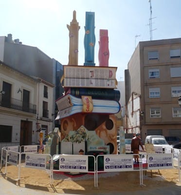 Falla Mitja Capa de Benifaió, 1r premi 2012 falla gran m capa