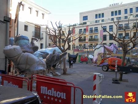 Plantà Falla El Pilar 2014 (4)