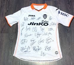 Pujas solidarias y deportivas por Sofía