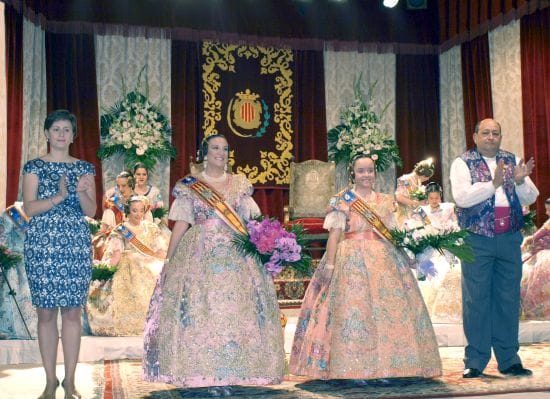 Exaltación de las falleras mayores de Benetússer 2015