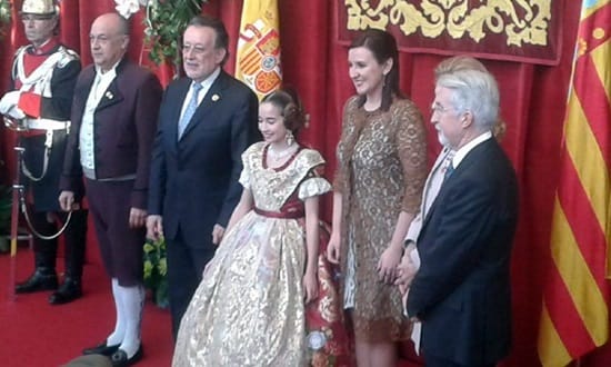 Exaltación de la fallera mayor infantil de Valencia 2015