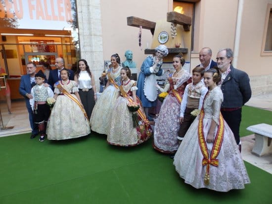 Entrega de los ninots indultats 2015 al Museo Fallero