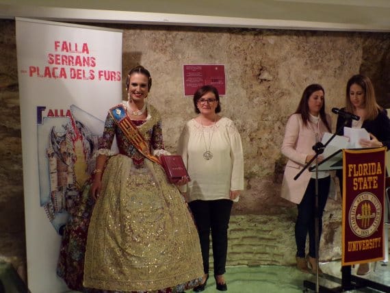 Presentación del libro del 125 aniversario de la Falla Serranos-Pl. Furs