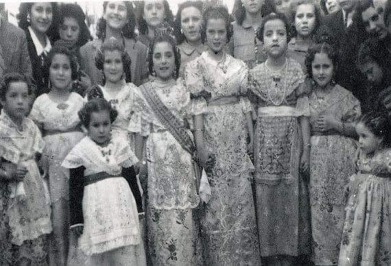 La comisión infantil de Nador-Miraculosa, años 40.