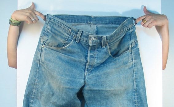 La Falla Náquera-Lauri Volpi recoge ropa para los necesitados