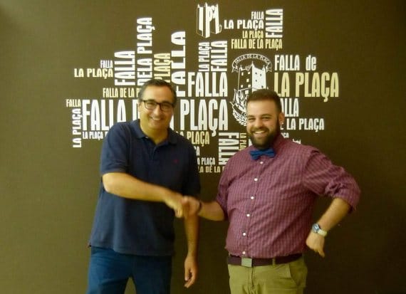 Eugenio Simó se mete a diseñar fallas con Plaça de Torrent