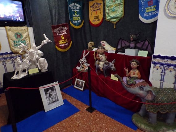 Exposición de ninots del 50 aniversario de Ramiro de Maeztu-Humanista Furió