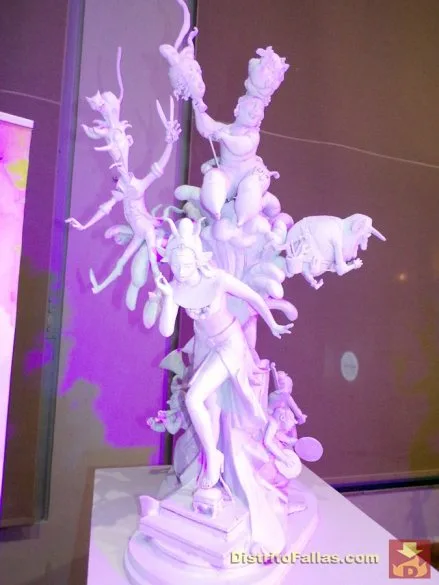 Falla Císcar-Burriana 2017. Lema: "L'últim toc". Artista: Rafael Ibáñez.