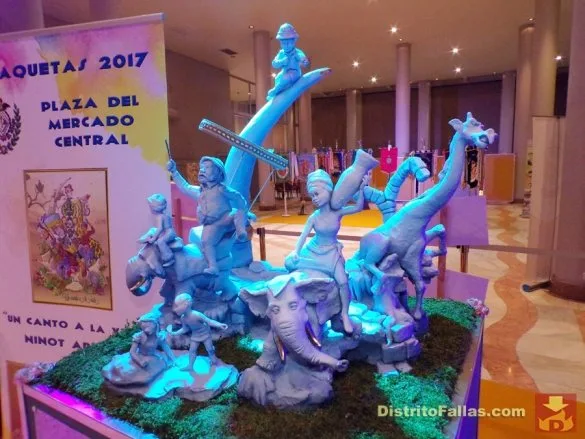 Falla Plaza del Mercado Central 2017. Lema: "Un canto a la vida". Artista: Ninot Art S.L.