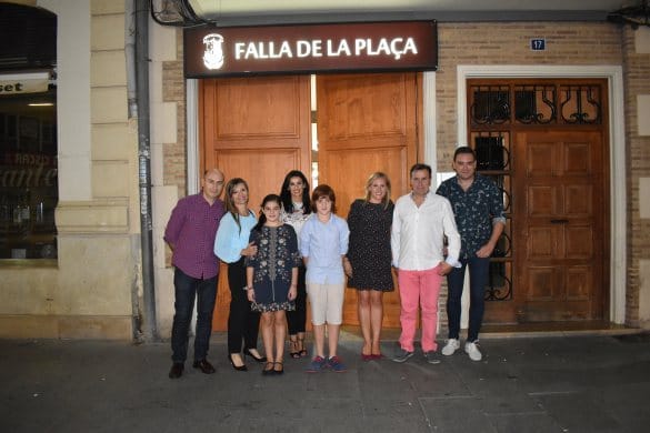 Dos Fandos y un Rodríguez firman en la Plaça de Torrent