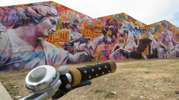 Mural de la Ciudad del Artista Fallero