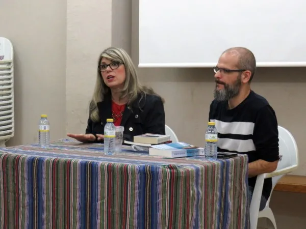Club de lectura con Marta Querol en la Falla Plaza de Jesús