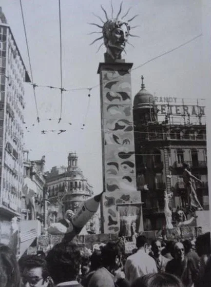 Falla Plaza del Caudillo de 1971 Falla Plaza del Caudillo 1970 reconstruida (foto de Todocoleccion)