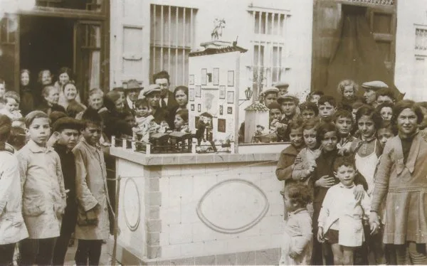 Una falla infantil de los años 1930 (fuente: Pinterest)