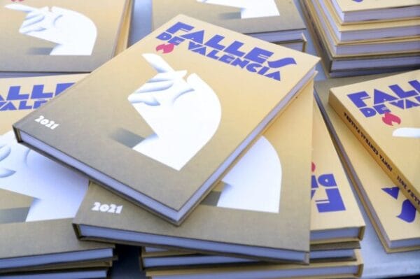 Libro Oficial Fallero 2021 (foto: JCF)