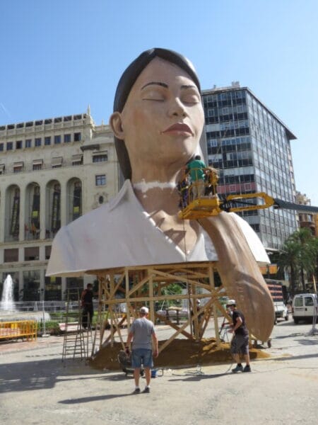 Plantà de la falla municipal de València el 27/08/2021