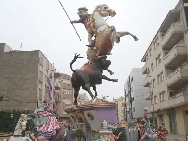 Falla Benicarló, 2008 (foto: Carlos Corzo / Wikimedia Commons)