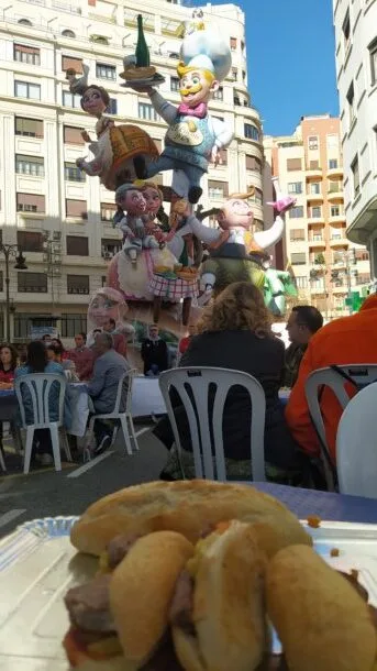Almuerzo en San Vicente-Periodista Azzati 2022