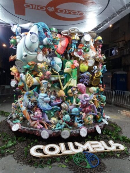 Falla infantil de Gayano Lluch, primer premio de sección especial (foto: Facebook de Gremio de Artistas Falleros)