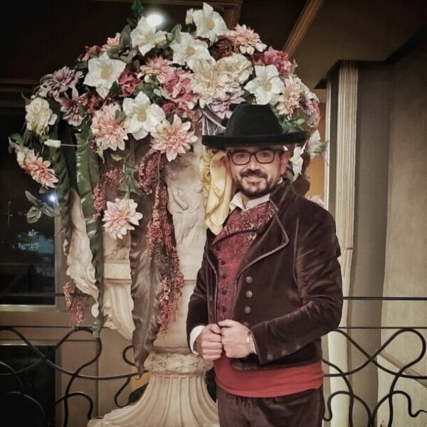 Jaume López Bronchud, presidente de la Falla Noscarmientas