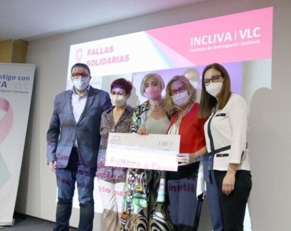 Las fallas recaudan unos 4.900 euros para investigar el cáncer infantil
