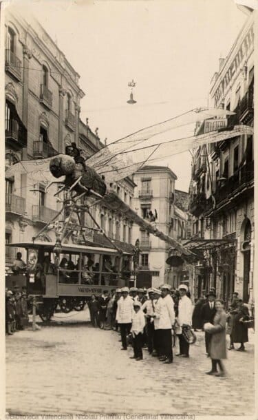 Falla Plaza de Mariano Benlliure, 1928 (foto: Biblioteca Valenciana Digital)