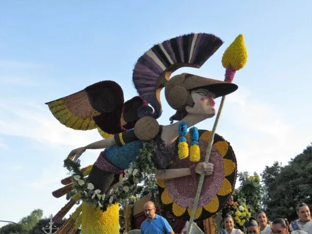 Carroza "Mitològiques", 1º premio de especial A en la Batalla de Flores 2022