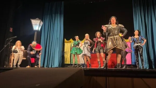 Obra de teatro de la Falla Els Vents (Sagunt)