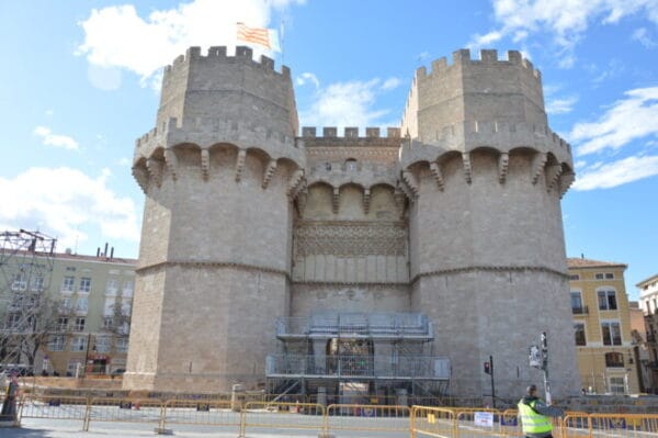 Torres de Serranos preparadas para la Crida 2024