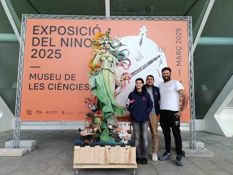 Figura para la Exposición del Ninot de la Falla Reina-Paz-San Vicente 2025