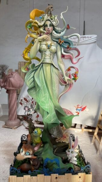 Figura para la Exposición del Ninot de la Falla Reina-Paz-San Vicente 2025