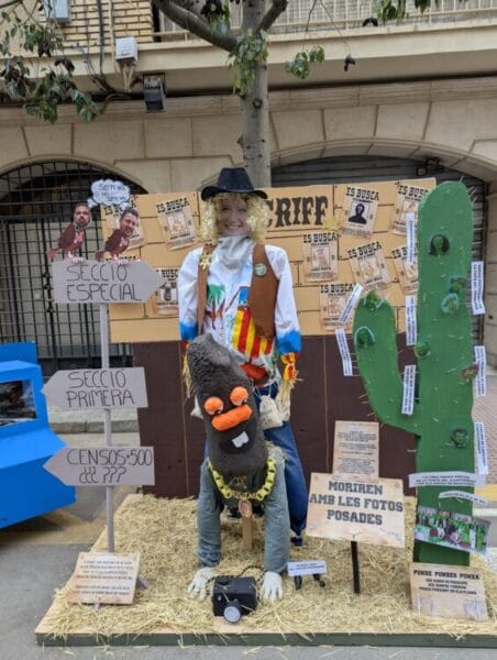 'Pallasso' de la Falla Carrer Benemèrita (Torrent) de 2025 (1º premio)