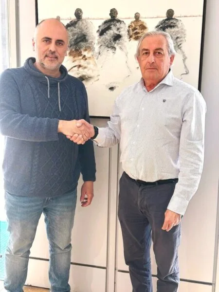 Carlos Carsí ficha con Cuba-Literato Azorín