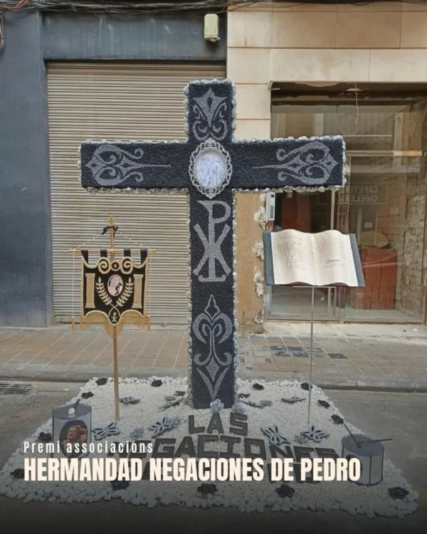 Cruz de mayo de la Hermandad Negaciones de San Pedro (Torrent) de 2025
