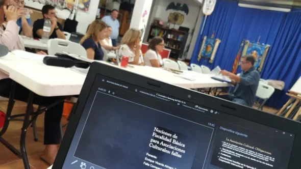 Curso "Al frente de una falla" de la Falla Corretgeria, sesión 2