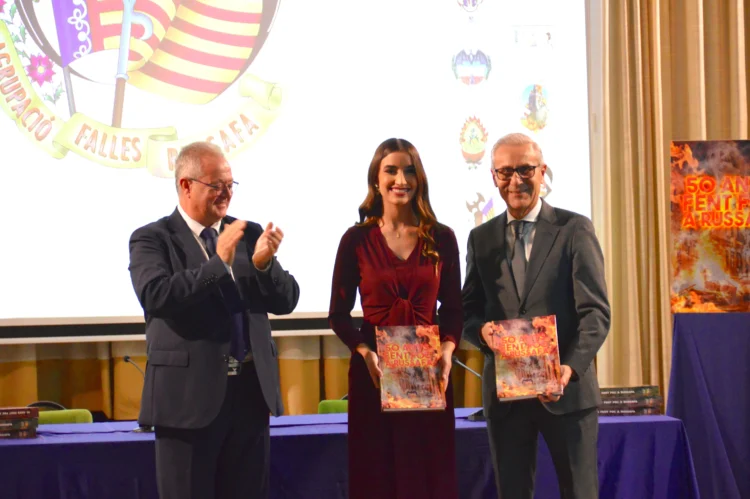 Llibre 50 anys Agrupacio Russafa 3