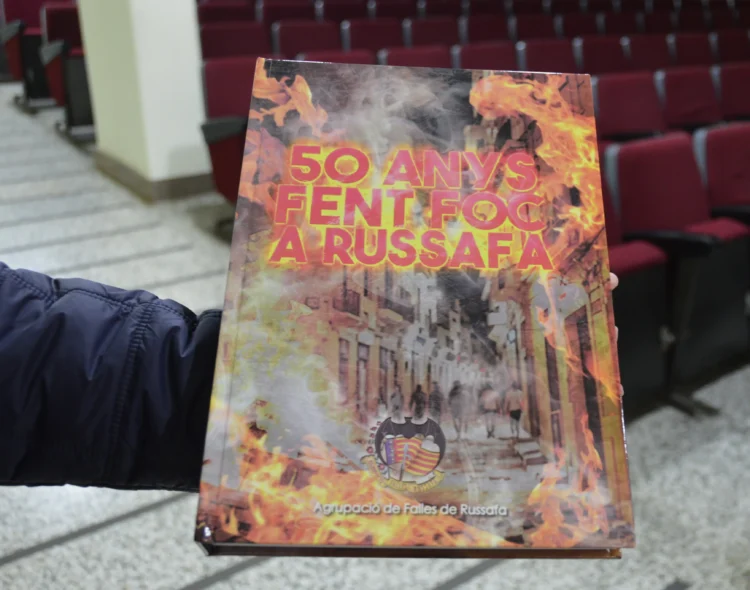 Llibre 50 anys Agrupacio Russafa