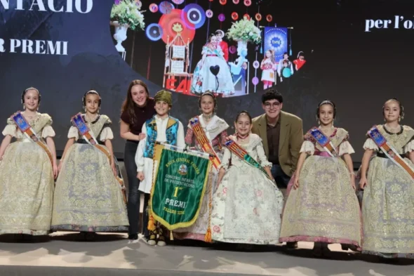 Primer premio de presentación infantil 2026, Falla Na Jordana (foto: Fotofilmax / JCF)