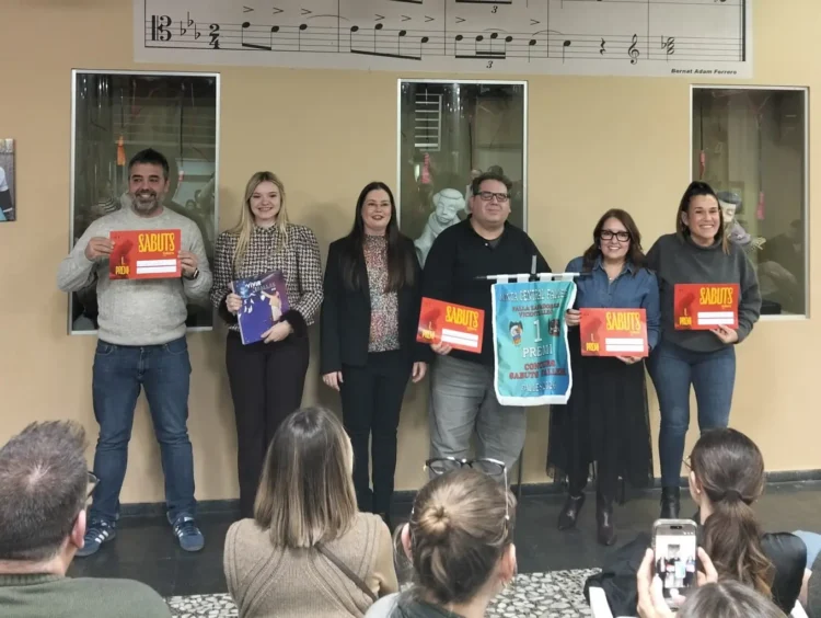 Falla Doctor Olóriz, ganadora del concurso "Sabuts fallers" de 2026