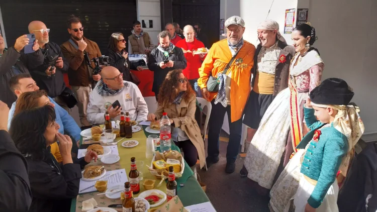 Final de los premios Morter d'Or 2026 al mejor almuerzo en la Falla San Vicente-Periodista Azzati