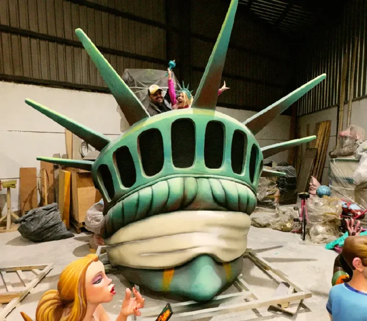 Taller de la falla Sanchís Bergón - Turia de 2026