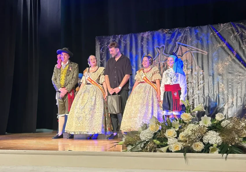 Presentación centenario de la Falla Luis Cendoya (Port de Sagunt)