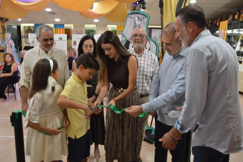 Inauguración de la exposición de Almela i Vives en Na Jordana